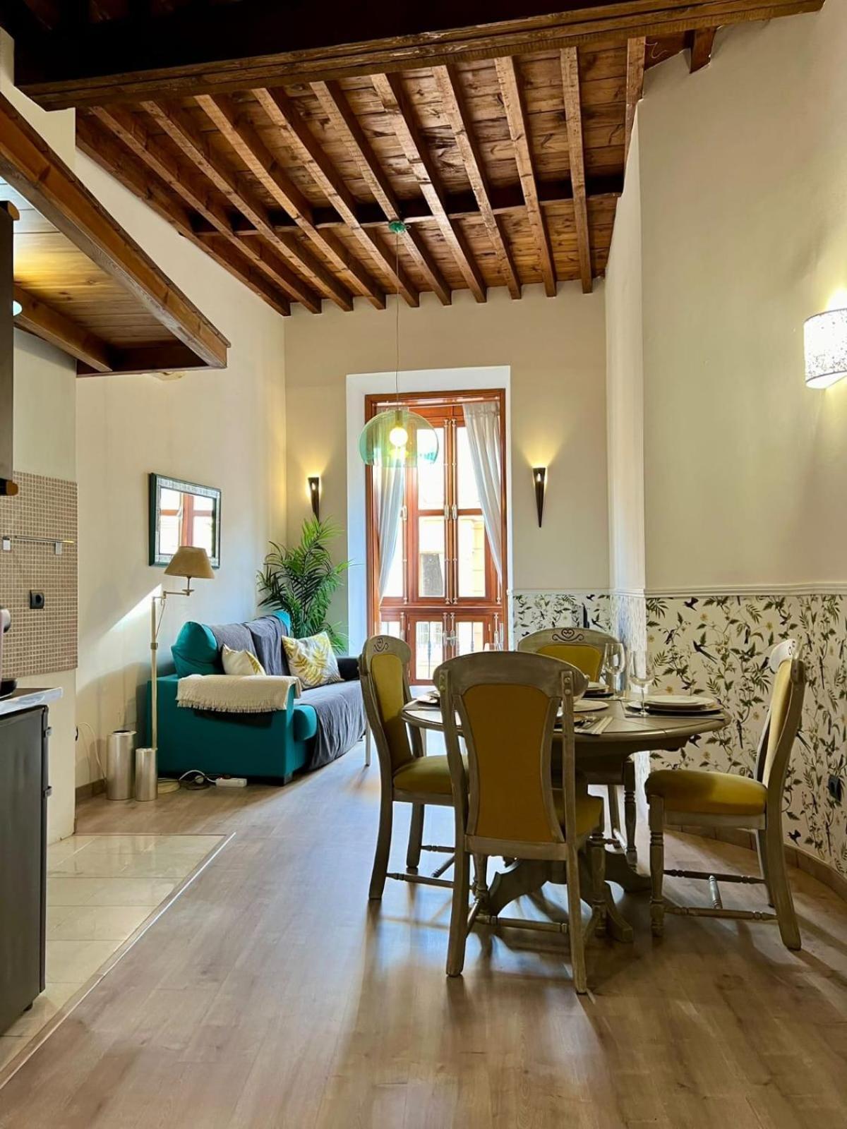 Amazing Apartment In Malaga Oldtown Calle Carreteria Free Wifi&Ac Kültér fotó