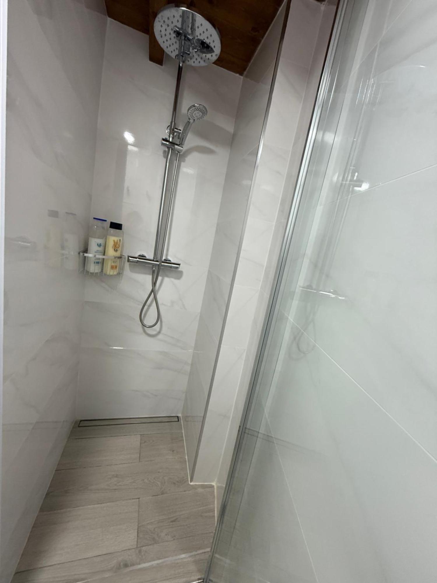 Amazing Apartment In Malaga Oldtown Calle Carreteria Free Wifi&Ac Kültér fotó